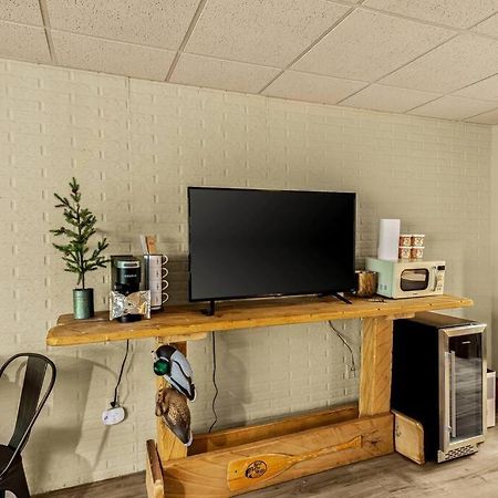 Stonegate Lodge King Bed Wifi 50 Roku Tv Salt Water Pool Room #104 Eureka Springs Ngoại thất bức ảnh