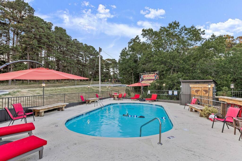 Stonegate Lodge King Bed Wifi 50 Roku Tv Salt Water Pool Room #104 Eureka Springs Ngoại thất bức ảnh